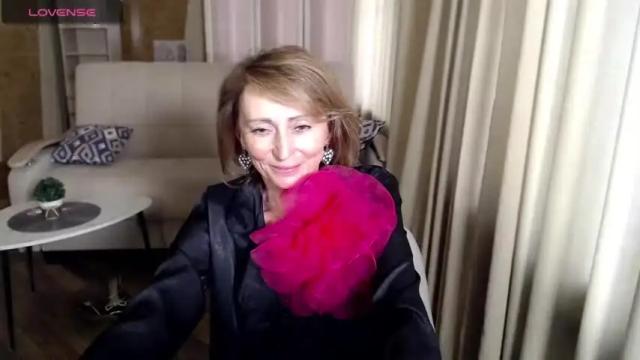 Image 7 of marinmonakoz Stream on Chaturbate on 13 months ago