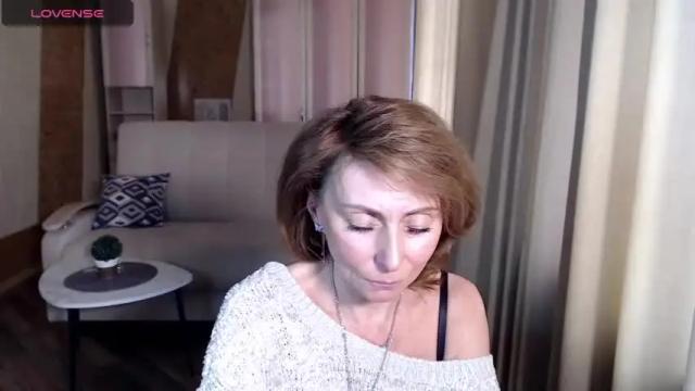 Image 7 of marinmonakoz Stream on Chaturbate on 13 months ago