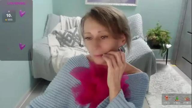 Image 2 of marinmonakoz Stream on Chaturbate on 5 months ago