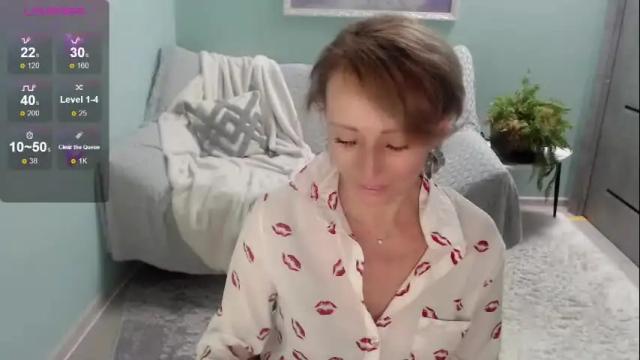 Image 7 of marinmonakoz Stream on Chaturbate on 5 months ago