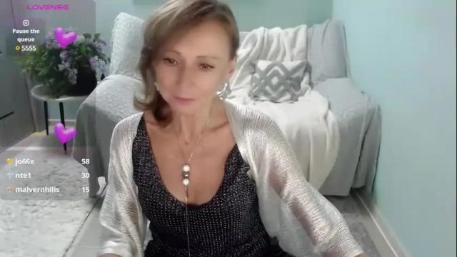 Image 10 of marinmonakoz Stream on Chaturbate on 4 months ago