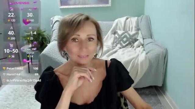 Image 11 of marinmonakoz Stream on Chaturbate on 4 months ago