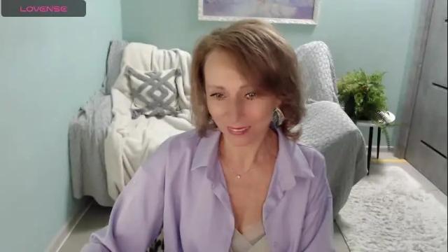 Image 3 of marinmonakoz Stream on Chaturbate on 3 months ago