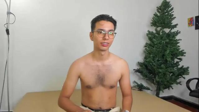Image 7 of marioandmia Stream on Chaturbate on 29 days ago