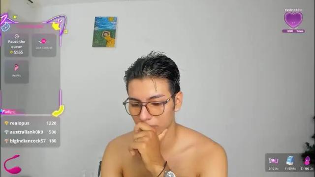 Image 7 of marioandmia Stream on Chaturbate on 3 months ago