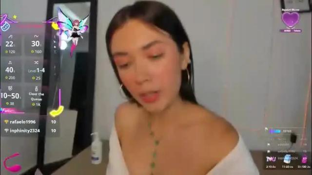 Image 12 of marioandmia Stream on Chaturbate on 1 month ago