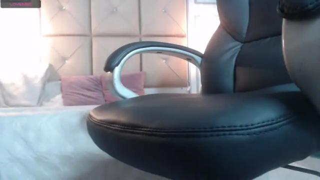 Image 12 of marioly_ Stream on Chaturbate on 19 months ago