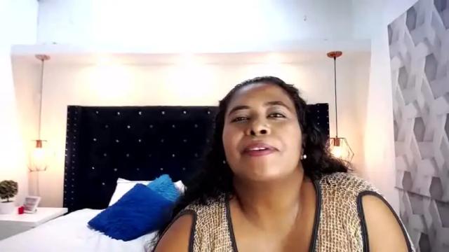 Image 2 of marisela_martinez1 Stream on Chaturbate on 18 months ago