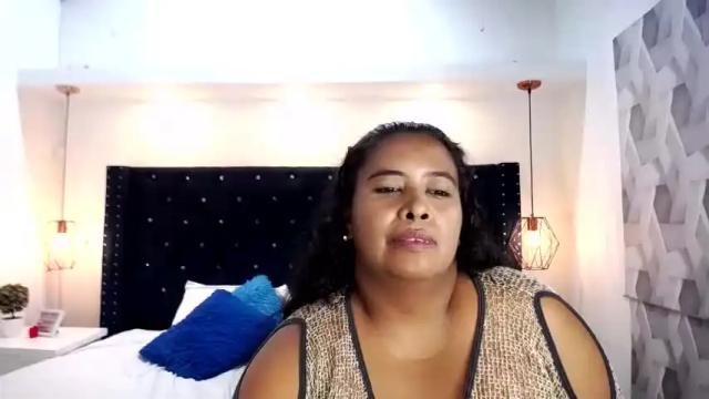 Image 3 of marisela_martinez1 Stream on Chaturbate on 18 months ago
