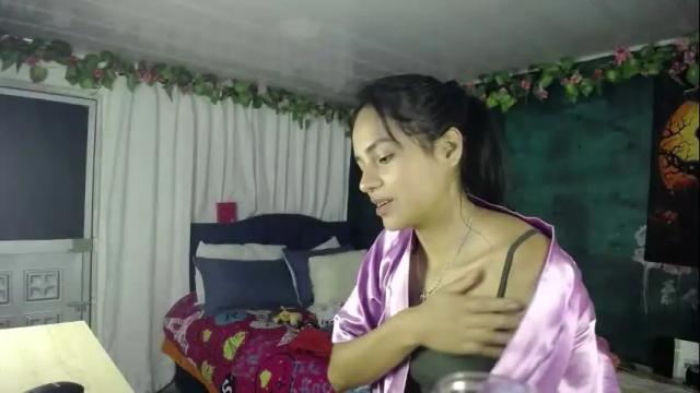 Image 2 of maritza_ferrerr Stream on Chaturbate on 1 month ago