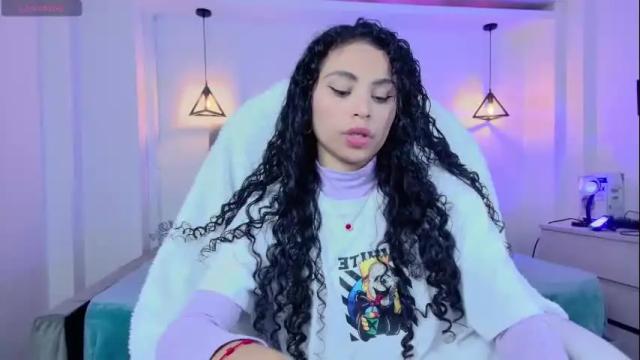 Image 4 of marivimichel01 Stream on Chaturbate on 1 month ago