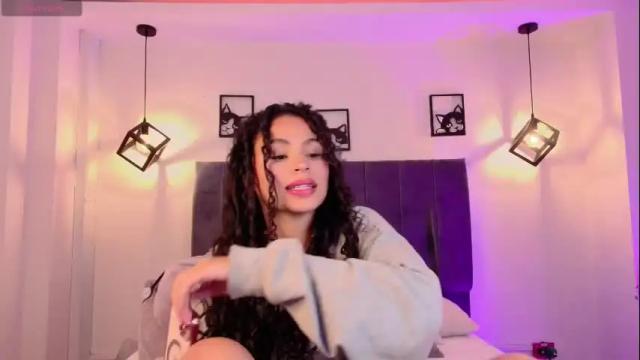 Image 2 of marivimichel01 Stream on Chaturbate on 25 days ago