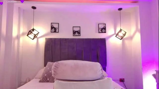 Image 2 of marivimichel01 Stream on Chaturbate on 23 days ago