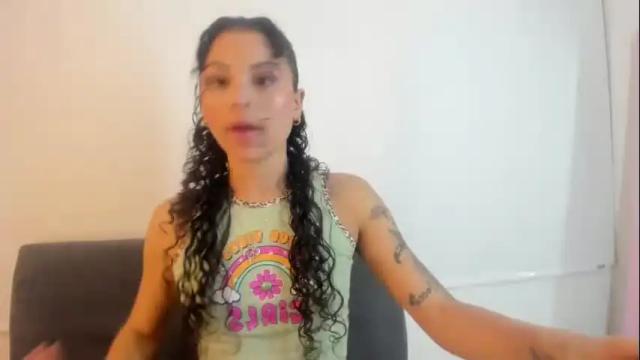 Image 2 of marivimichel01 Stream on Chaturbate on 1 month ago