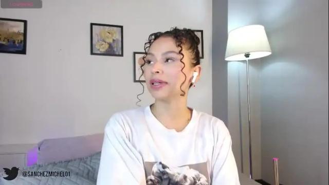 Image 11 of marivimichel01 Stream on Chaturbate on 22 days ago
