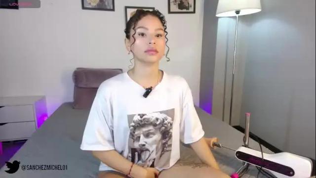 Image 4 of marivimichel01 Stream on Chaturbate on 22 days ago