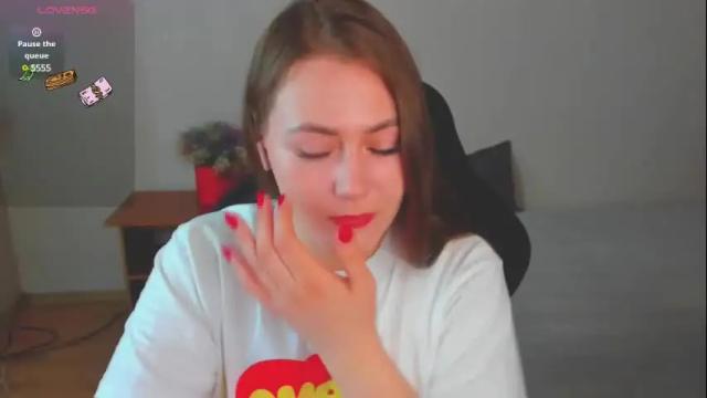 Image 4 of mariwine Stream on Chaturbate on 13 days ago