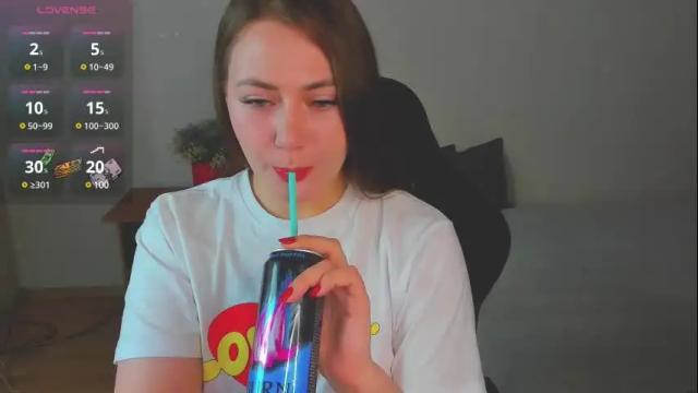 Image 7 of mariwine Stream on Chaturbate on 13 days ago