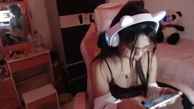 Image 12 of marjloversweet Stream on Chaturbate on 22 months ago