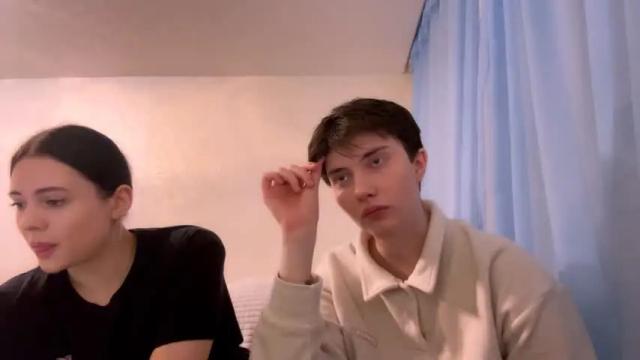 Image 2 of mark_mary Stream on Chaturbate on 14 months ago