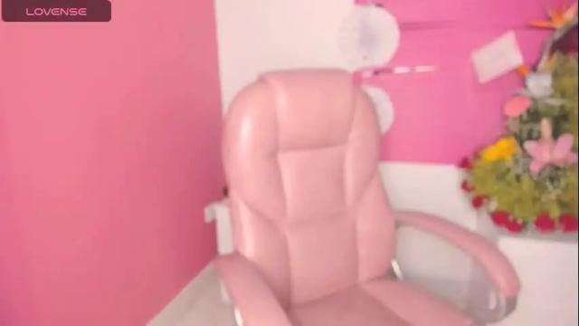 Image 10 of marlaa_ Stream on Chaturbate on 25 months ago
