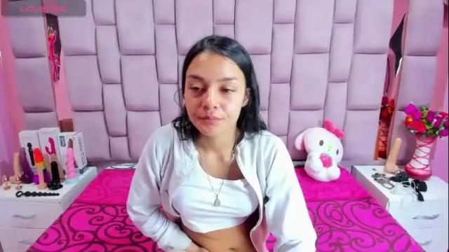 Image 11 of marlyanal Stream on Chaturbate on 5 months ago