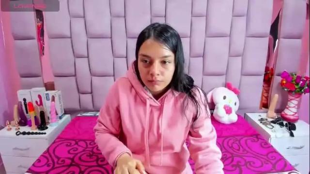 Image 3 of marlyanal Stream on Chaturbate on 5 months ago