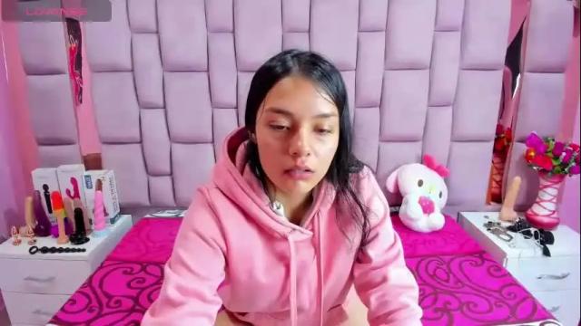 Image 4 of marlyanal Stream on Chaturbate on 5 months ago