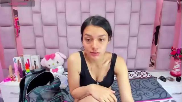 Image 2 of marlyanal Stream on Chaturbate on 4 months ago