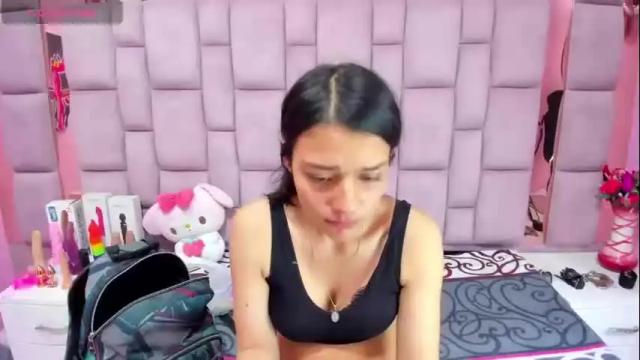 Image 3 of marlyanal Stream on Chaturbate on 4 months ago