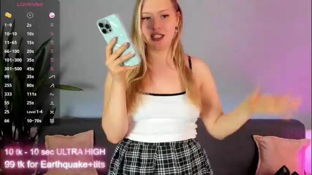 Image 10 of marmel199 Stream on Chaturbate on 1 day ago