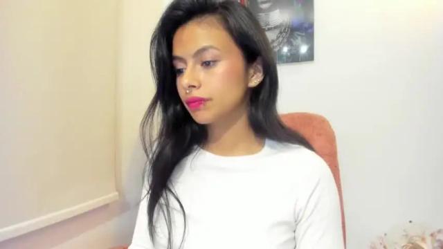Image 8 of marrtinna__ Stream on Chaturbate on 13 months ago