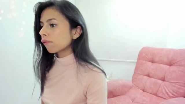 Image 2 of marrtinna__ Stream on Chaturbate on 12 months ago