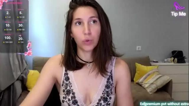 Image 12 of marrycolins Stream on Chaturbate on 28 days ago