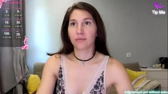 Image 2 of marrycolins Stream on Chaturbate on 28 days ago