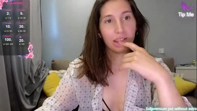Image 11 of marrycolins Stream on Chaturbate on 16 days ago