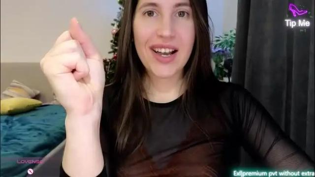 Image 3 of marrycolins Stream on Chaturbate on 6 days ago