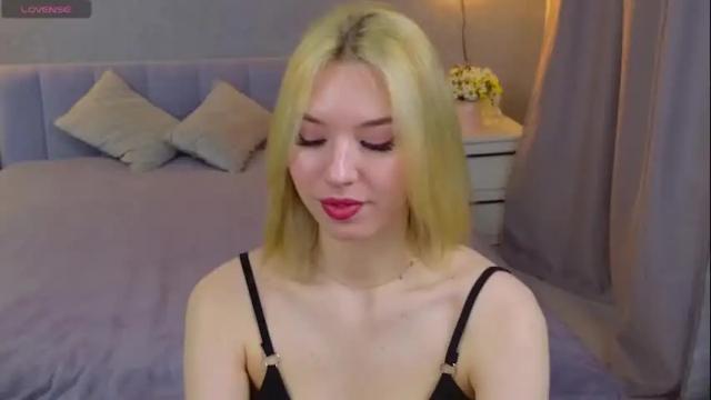 Image 12 of marryjonas Stream on Chaturbate on 1 month ago