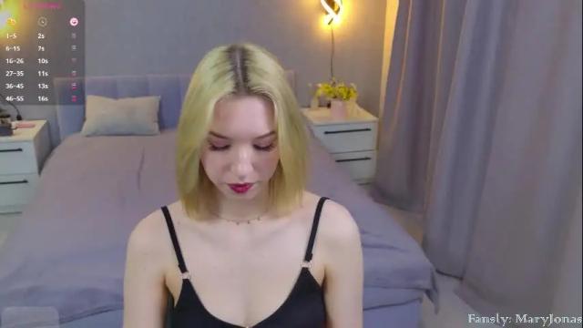 Image 11 of marryjonas Stream on Chaturbate on 23 days ago