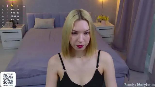 Image 4 of marryjonas Stream on Chaturbate on 23 days ago