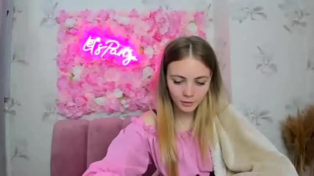 Image 7 of marryrossee Stream on Chaturbate on 13 months ago