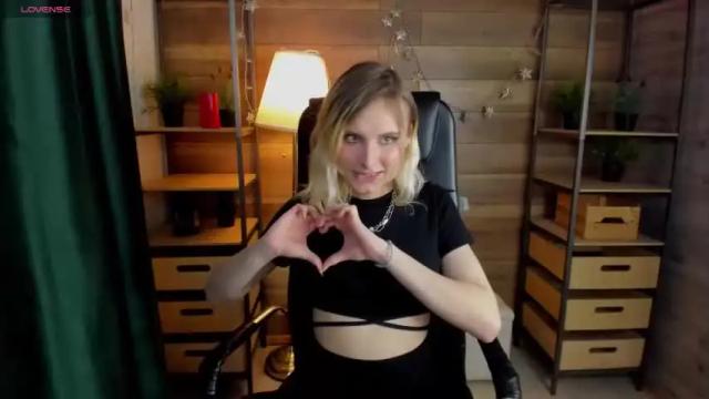 Thumbnail 3, marrywilliams_'s Stream at Chaturbate, 13 months ago