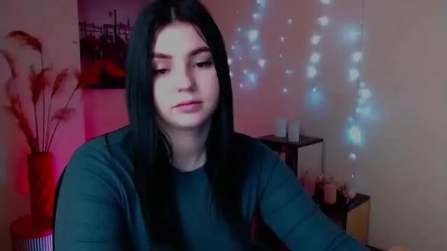 Image 2 of marta_shy_ Stream on Chaturbate on 17 months ago