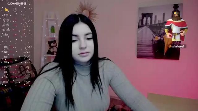 Image 2 of marta_shy_ Stream on Chaturbate on 17 months ago