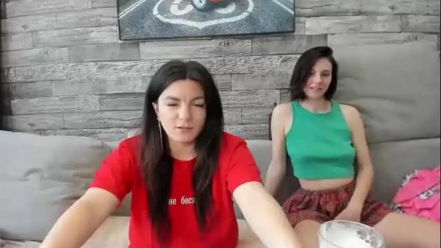 Image 7 of martaandserg Stream on Chaturbate on 1 month ago