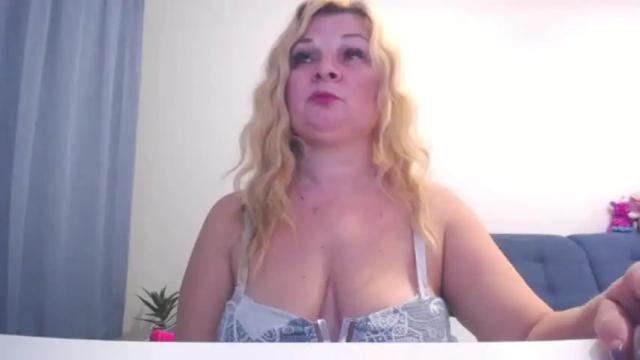 Image 2 of marthanollan Stream on Chaturbate on 16 months ago