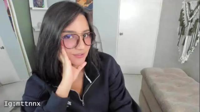 Image 6 of martiiinaa_ Stream on Chaturbate on 1 month ago