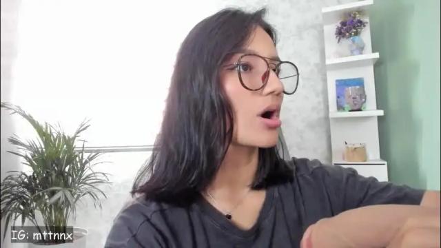 Image 8 of martiiinaa_ Stream on Chaturbate on 2 months ago