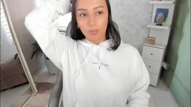 Thumbnail 1, martiiinaa_'s Stream at Chaturbate, 1 month ago