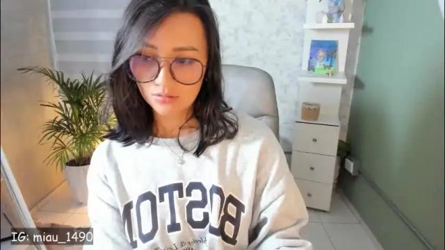 Image 8 of martiiinaa_ Stream on Chaturbate on 2 months ago